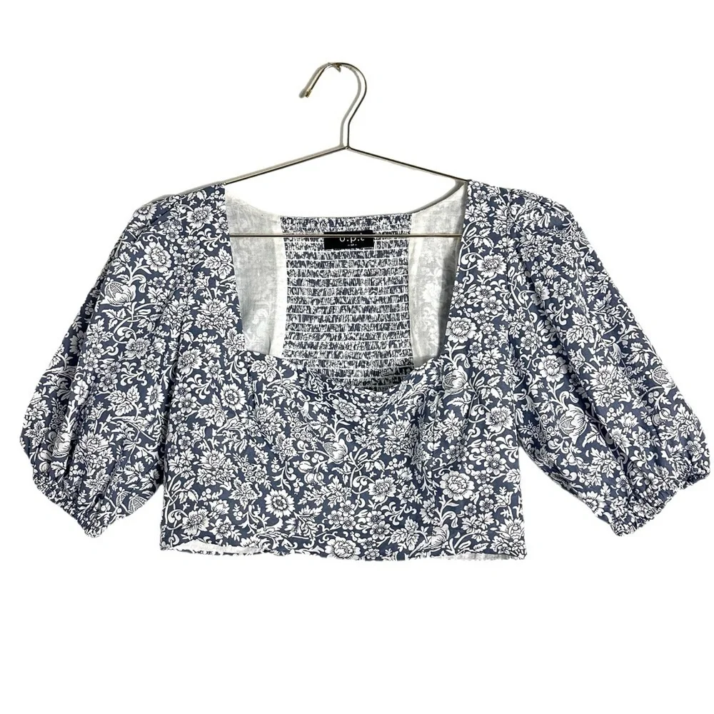 Anthropologie Opt Blue/white Floral Cropped Puff Sleeve Blouse Size M